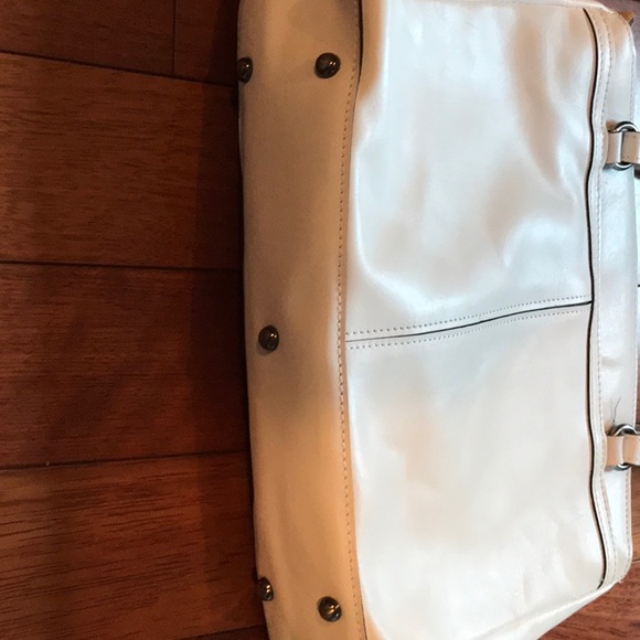 Patricia Nash leather purse - Picture 3 of 13